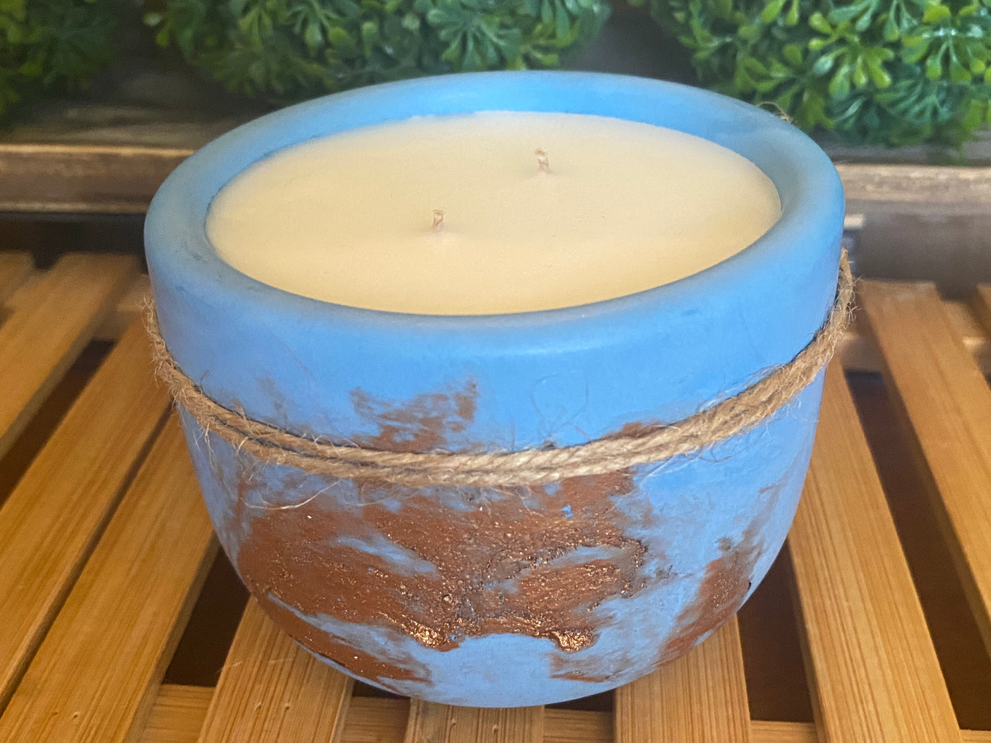 Handcrafted, Concrete, Container Candle- Tulip Shape, Blue, Copper Streaks- 8oz Luxury, Long-Burning, Soy Wax- Phthalate Free Fragrance