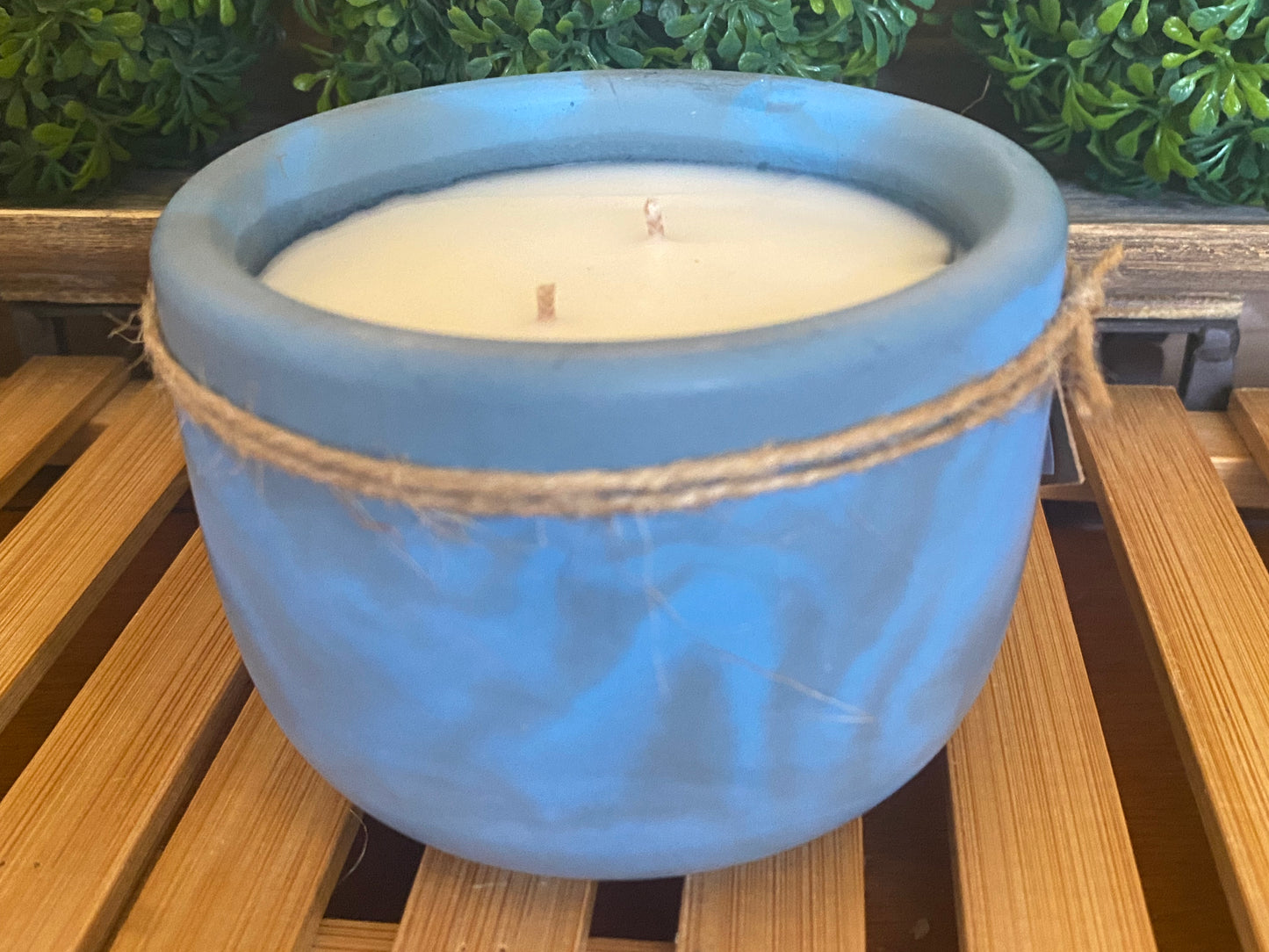 Handcrafted, Concrete, Container Candle- Tulip Shape, Blue/Navy Marbled- 8oz Double Wick, Luxury, Long-Burning, Soy Wax- Phthalate Free Fragrance