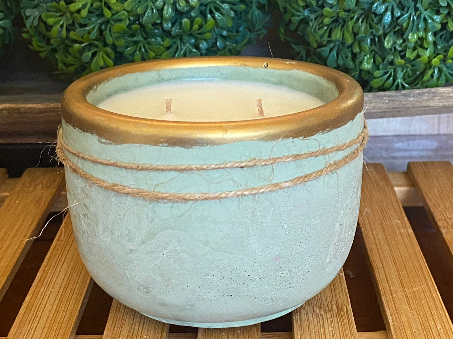 A Handcrafted Concrete Container Candle- Tulip Shape, Green/ Gold Veined Candle- 8oz Double Wick, Luxury, Long-Burning Soy Wax- Phthalate Free Fragrance